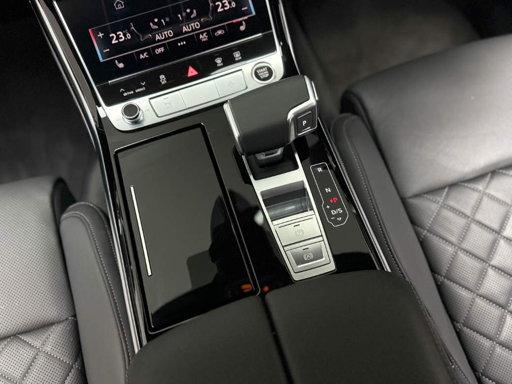 2025 Audi A8