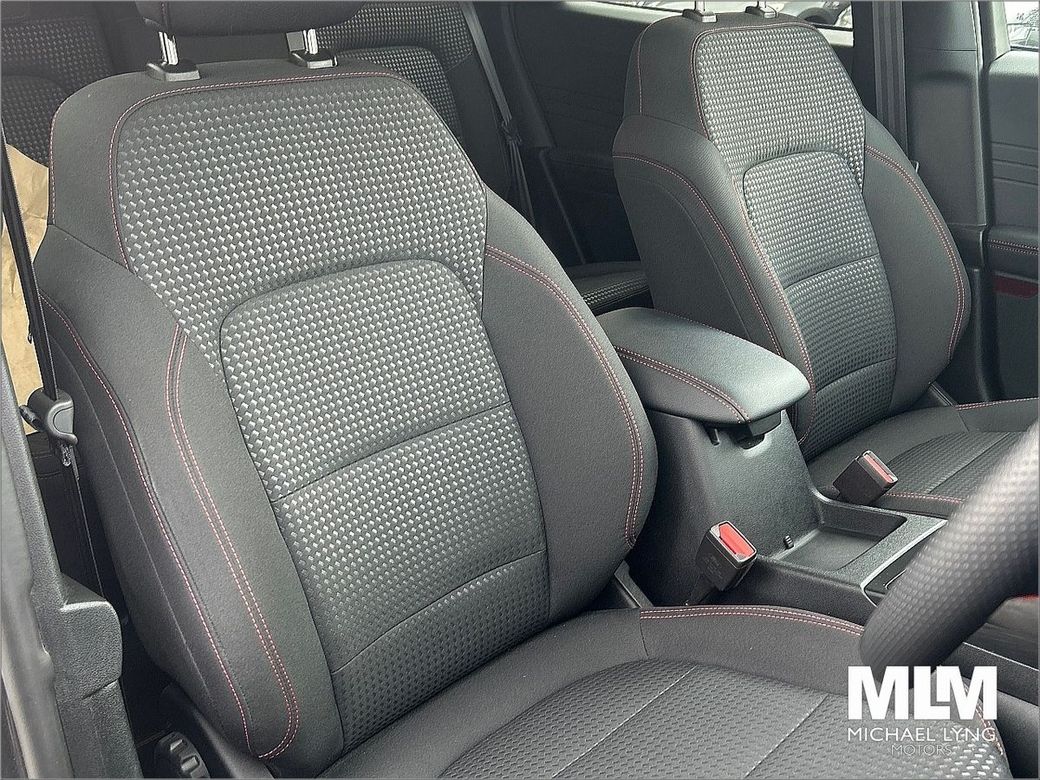 2025 Ford Kuga