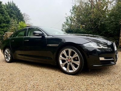 2017 Jaguar XJ