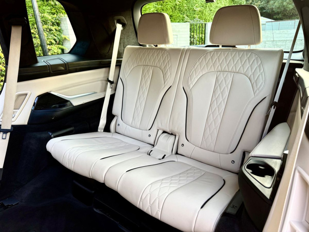 2019 BMW X7