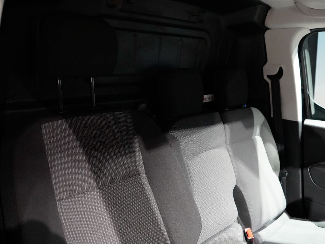 2023 Peugeot Partner