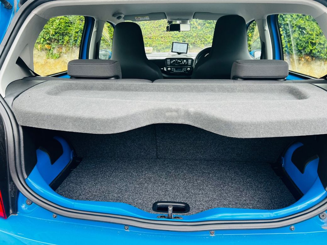 2015 Volkswagen up!