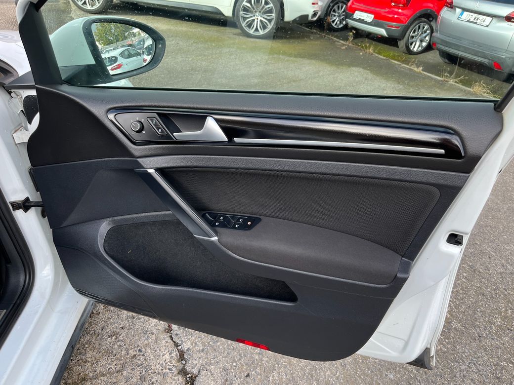 2014 Volkswagen Golf
