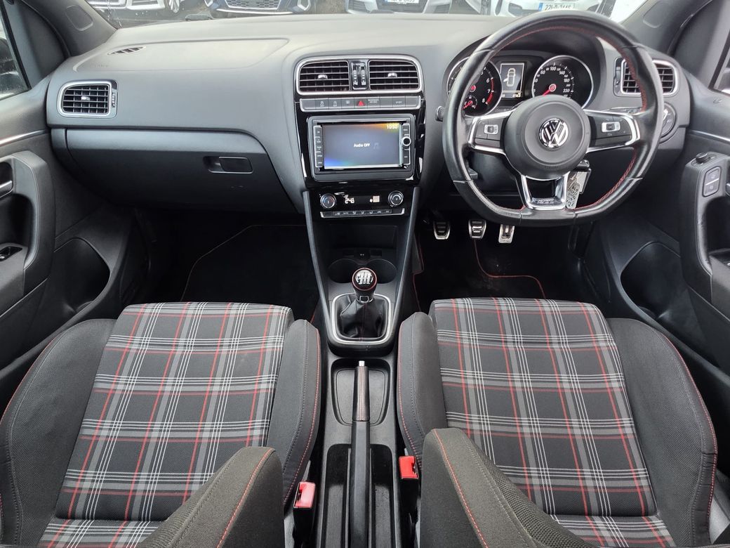 2015 Volkswagen Polo
