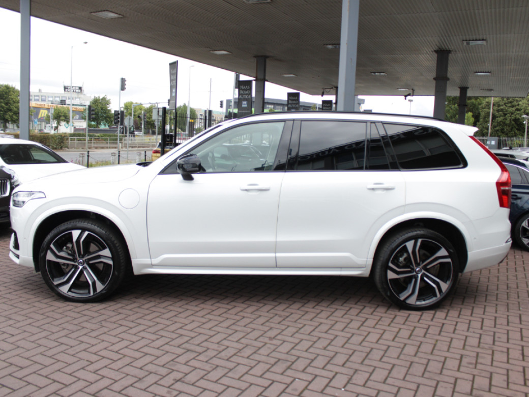 2022 Volvo XC90