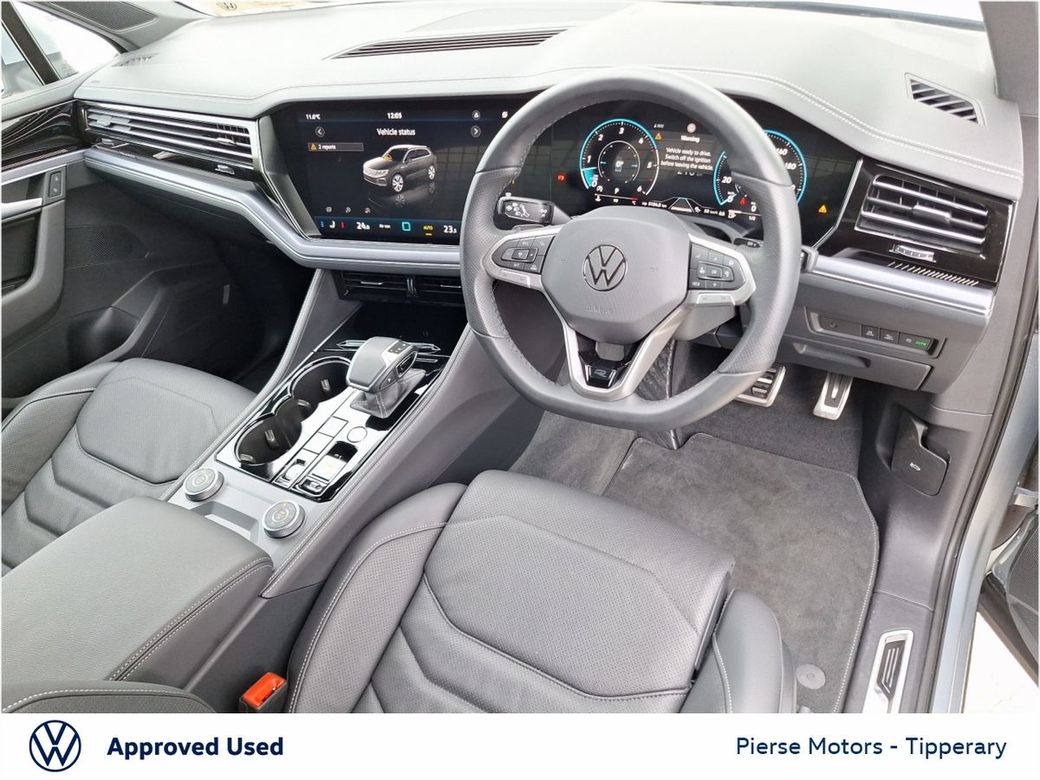 2025 Volkswagen Touareg