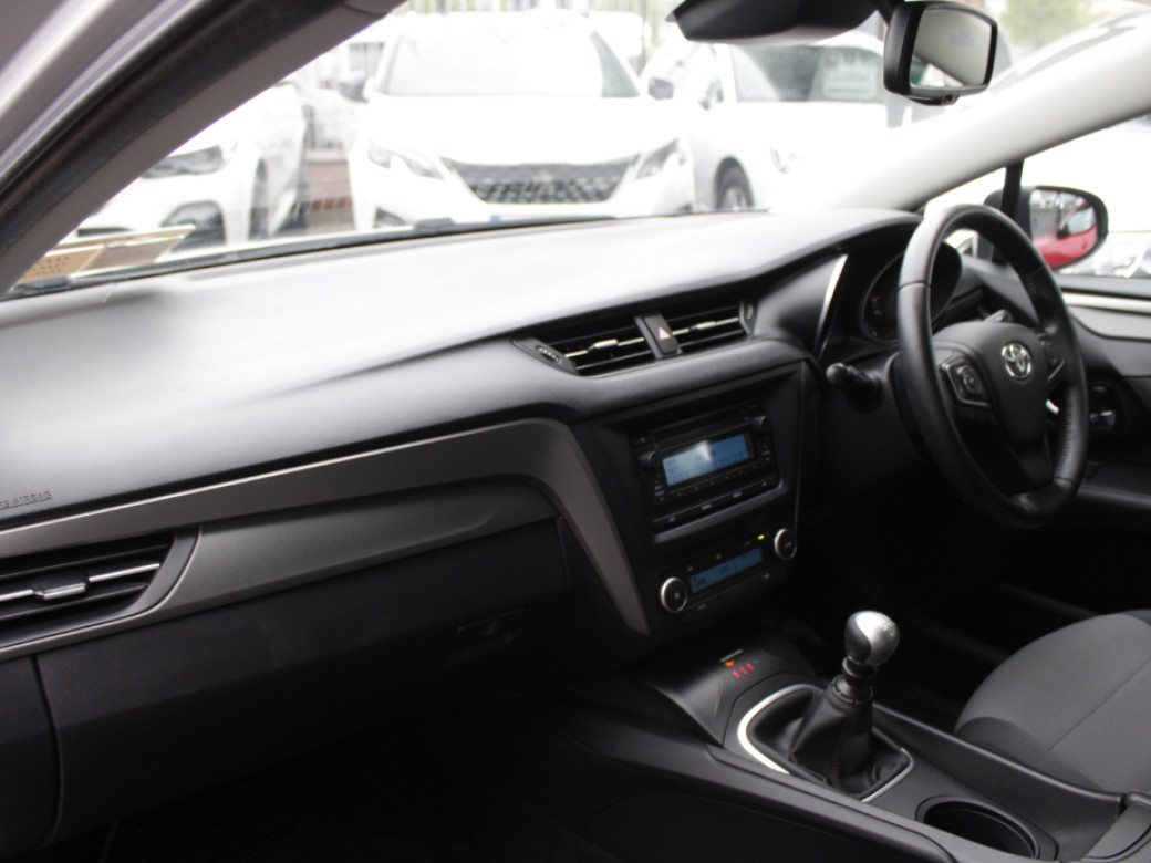 2016 Toyota Avensis