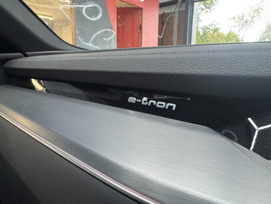 2023 Audi e-tron