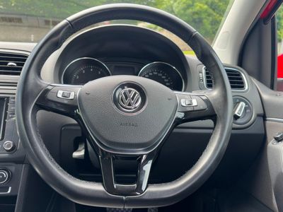 2017 Volkswagen Polo