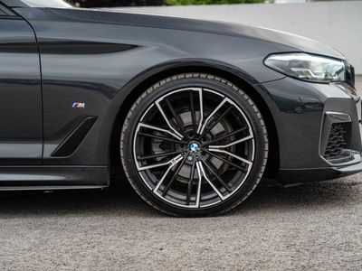 2022 BMW 5 Series