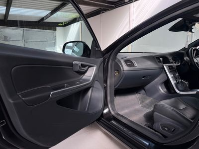 2017 Volvo V60