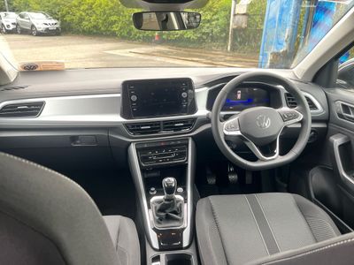 2025 Volkswagen T-Roc
