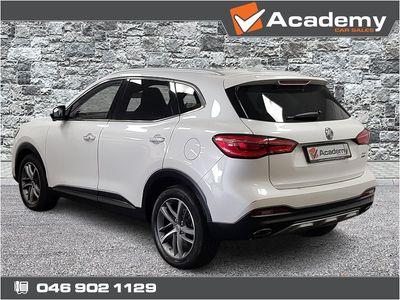 2023 MG HS