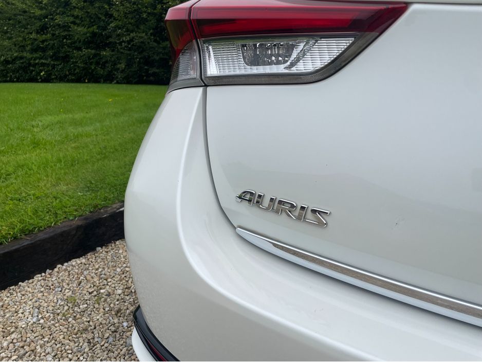 2017 Toyota Auris