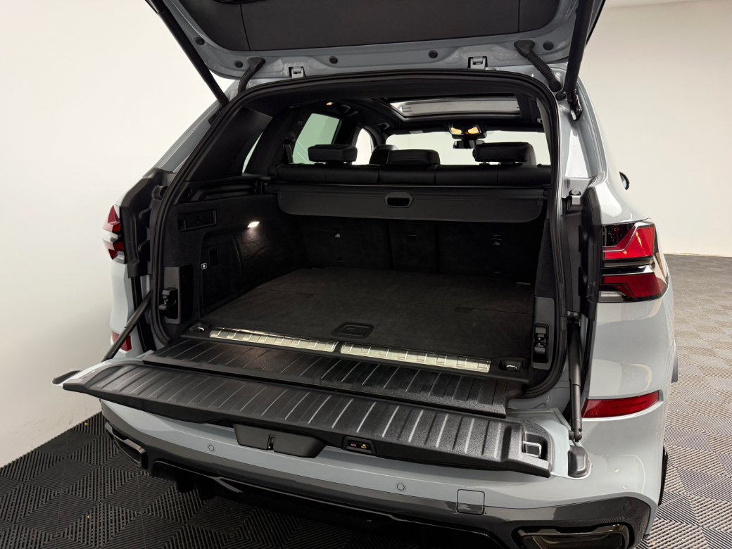 2025 BMW X5