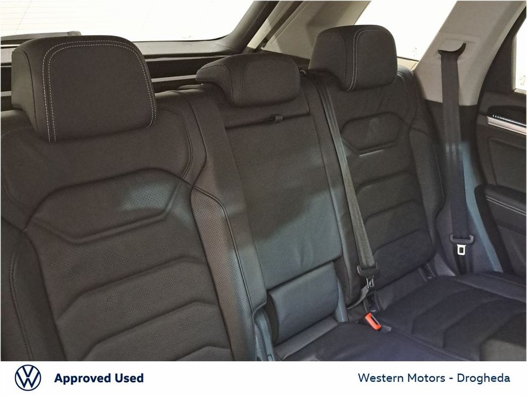 2024 Volkswagen Touareg