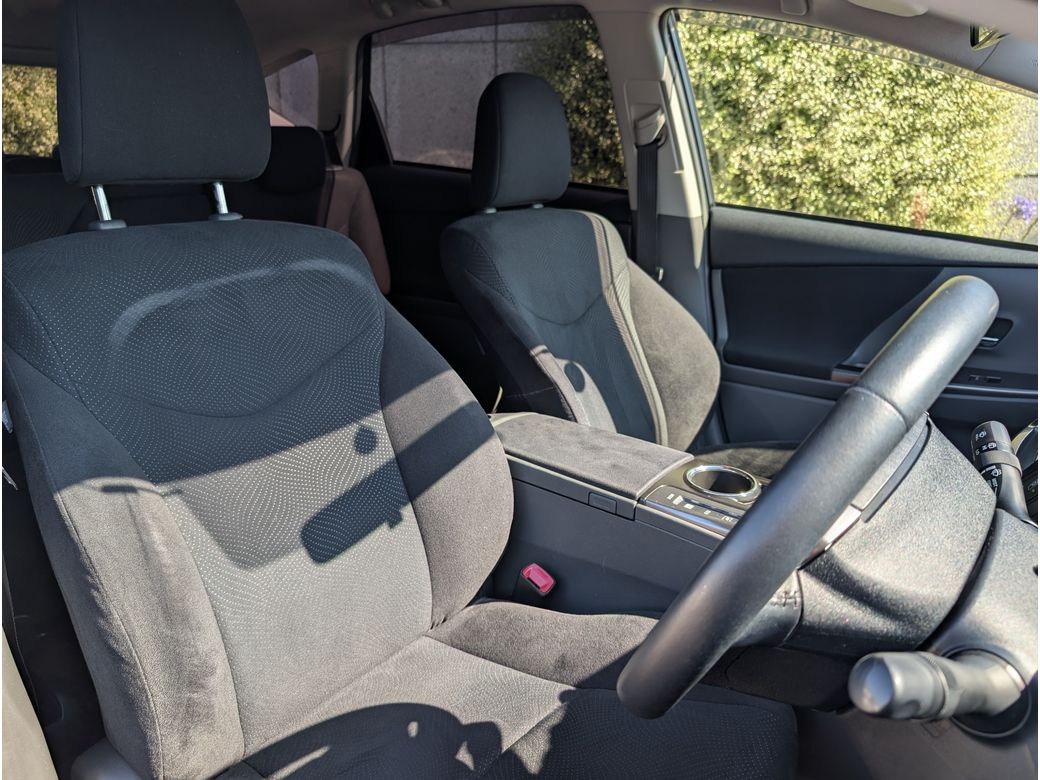 2014 Toyota Prius Alpha