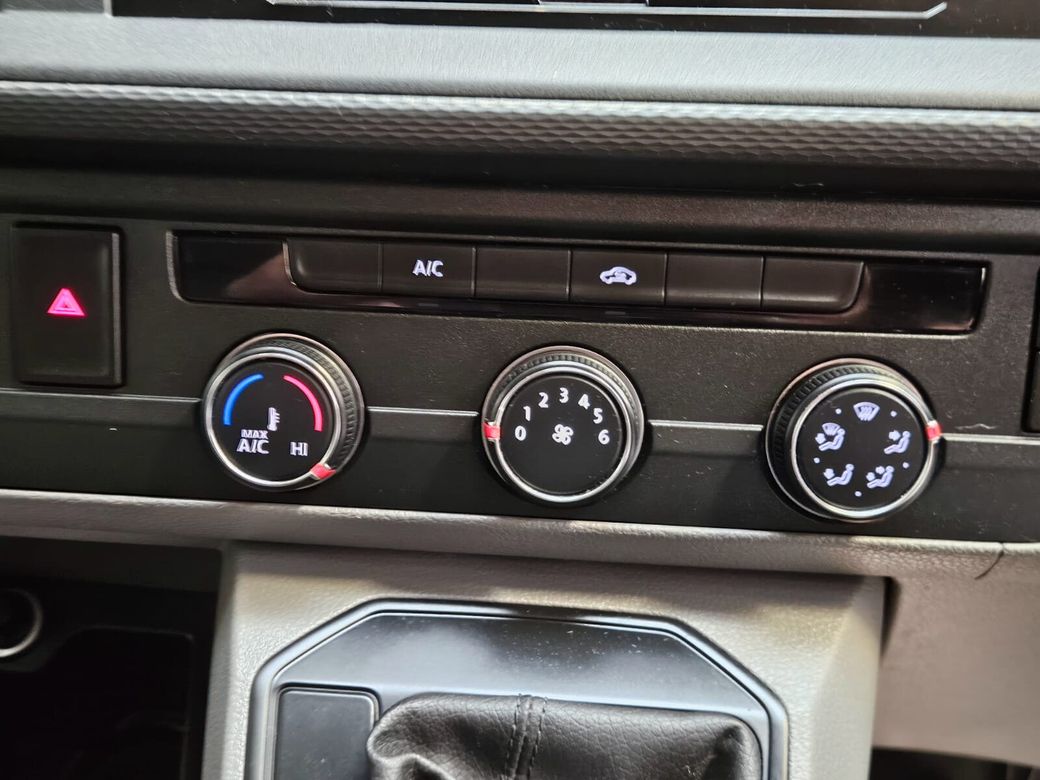 2023 Volkswagen Transporter