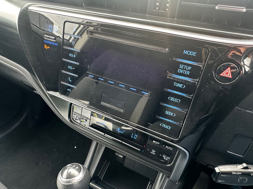 2017 Toyota Auris