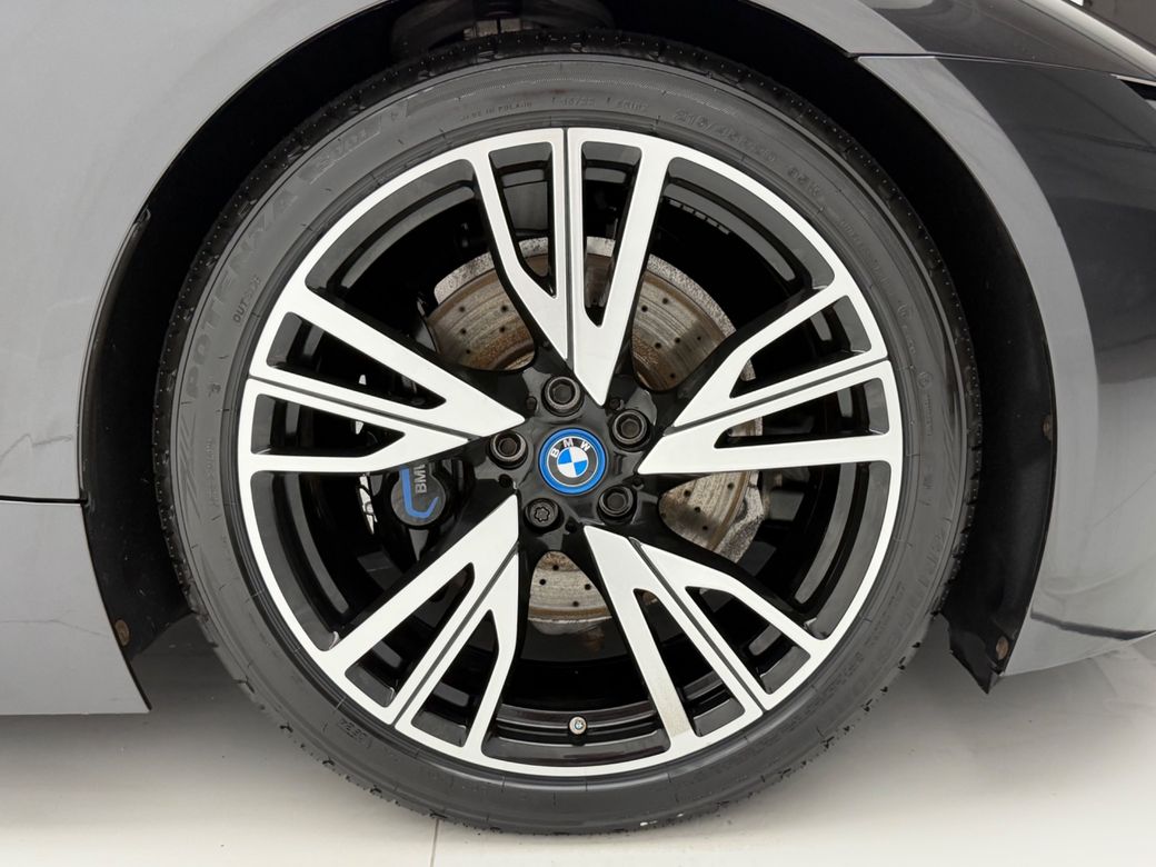 2020 BMW i8