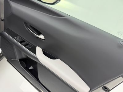 2026 Lexus UX 300e