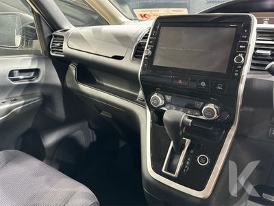 2018 Nissan Serena