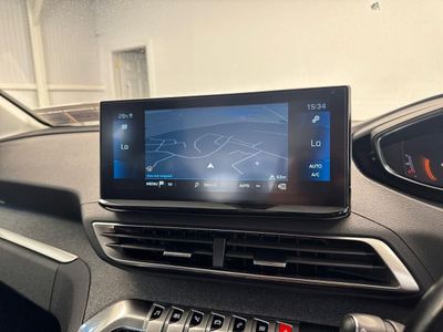 2022 Peugeot 5008