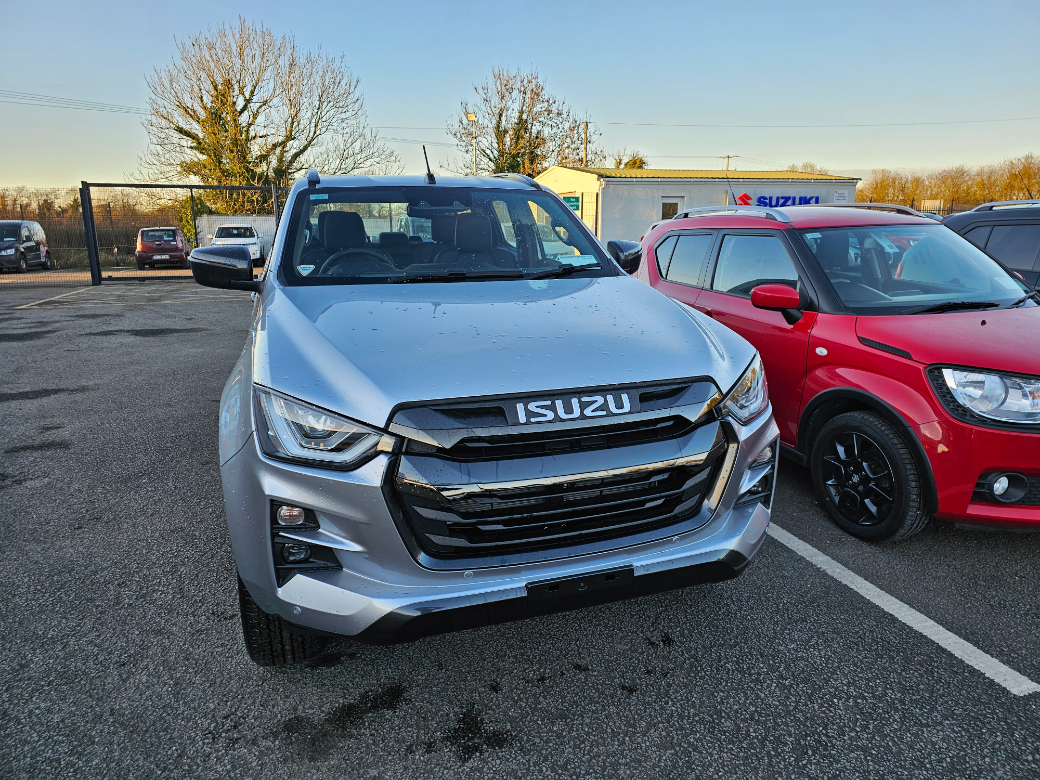 2025 Isuzu D-MAX