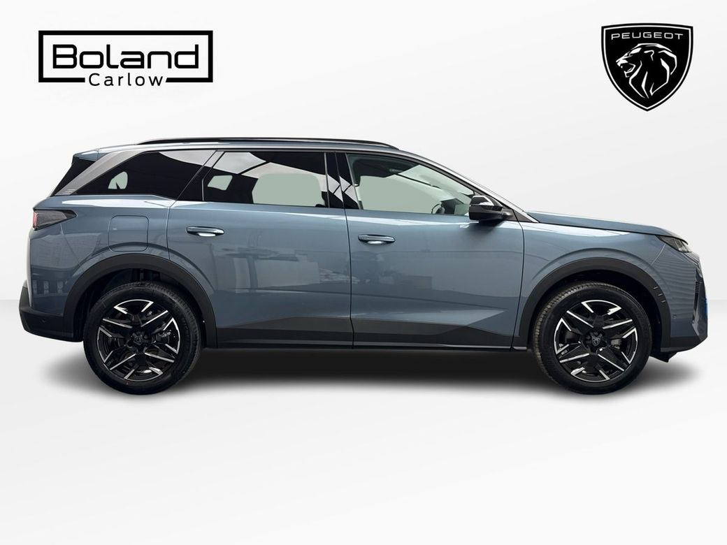 2025 Peugeot 5008