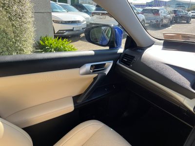 2011 Lexus CT 200h