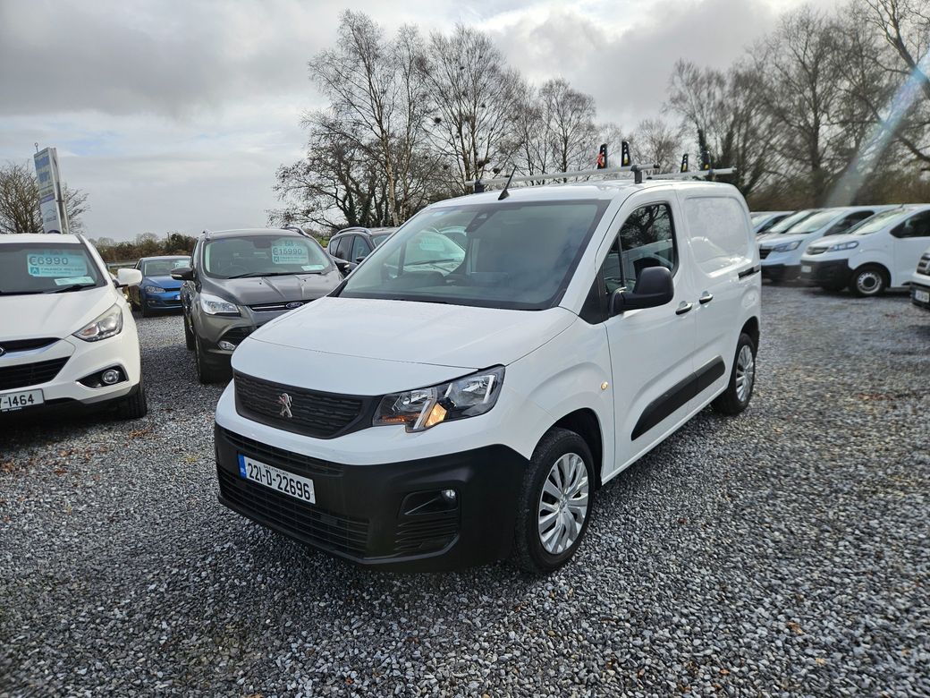 2022 Peugeot Partner
