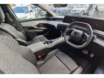 2025 Peugeot 5008
