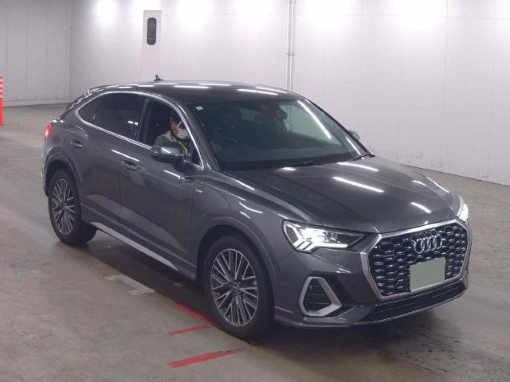 2021 Audi Q3