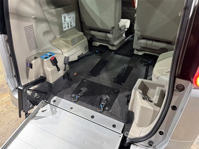 2017 Nissan Serena