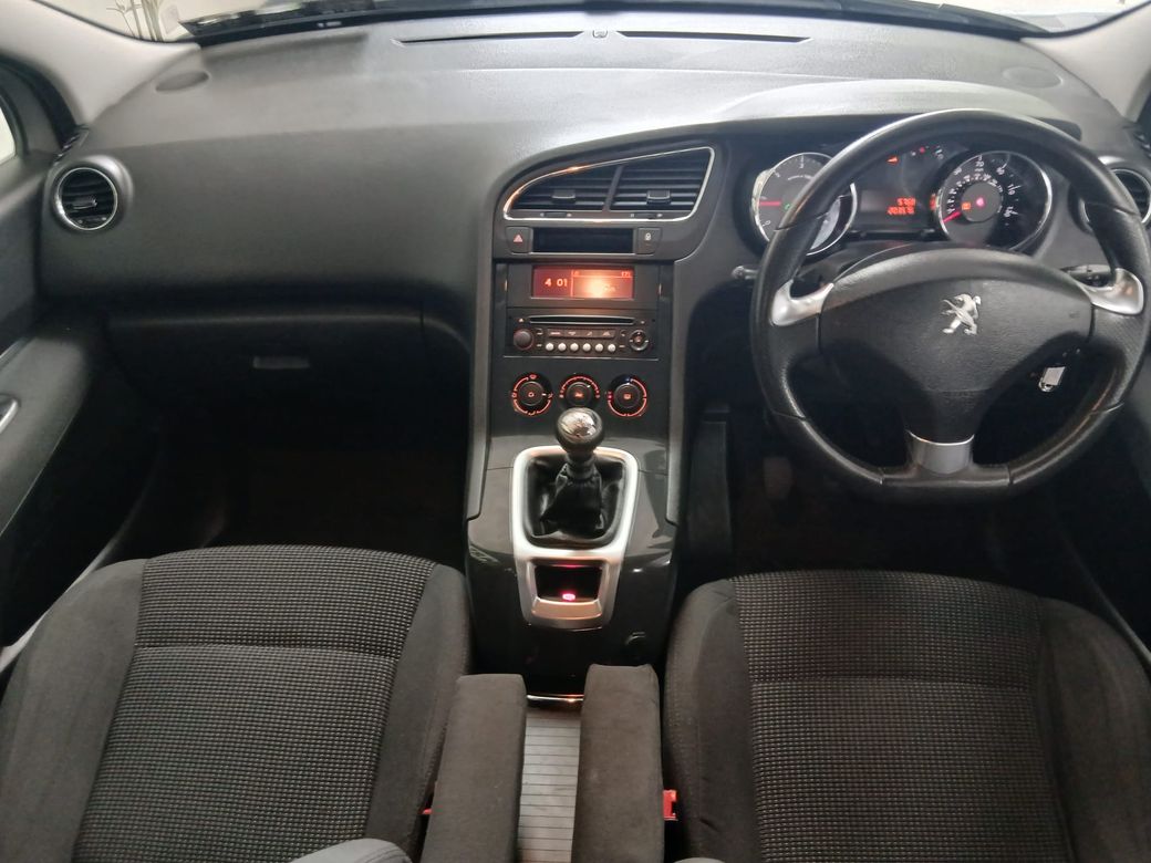 2016 Peugeot 5008