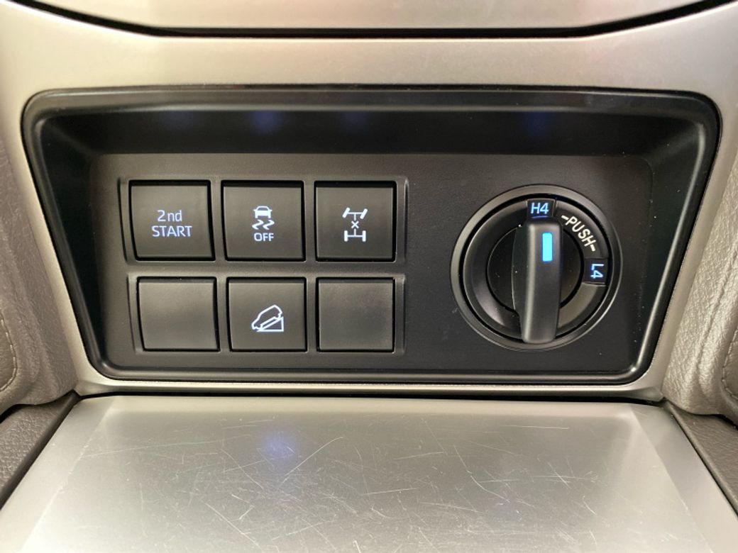 2023 Toyota Landcruiser