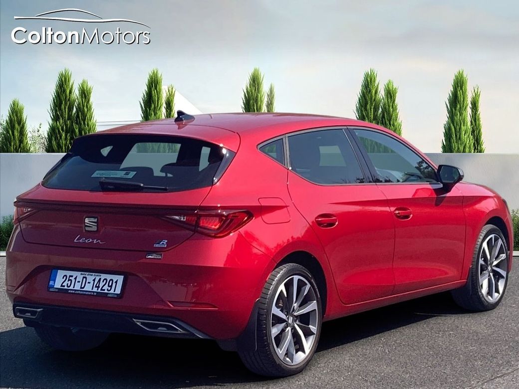 2025 SEAT Leon