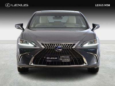 2022 Lexus ES 300h