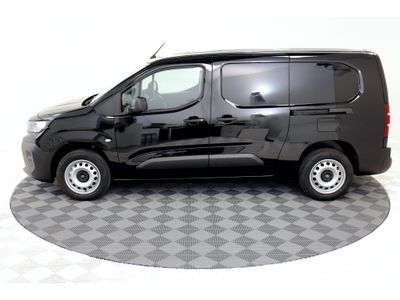 2025 Peugeot Partner
