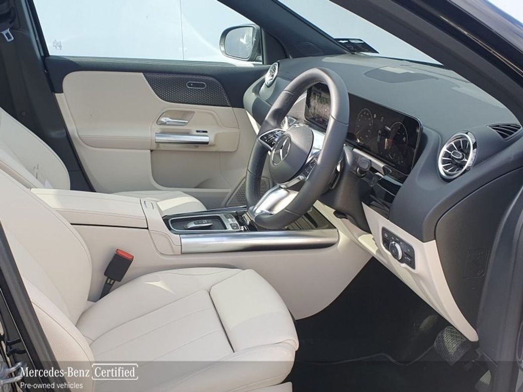 2025 Mercedes-Benz GLA Class