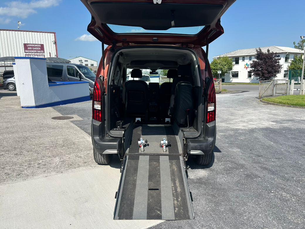 2021 Peugeot Rifter