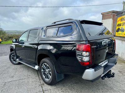 2020 Mitsubishi L200