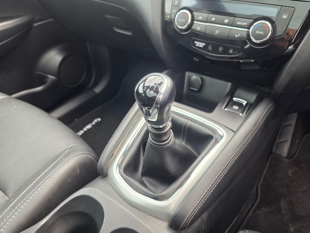 2017 Nissan Qashqai