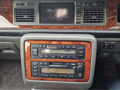 2000 Toyota Century