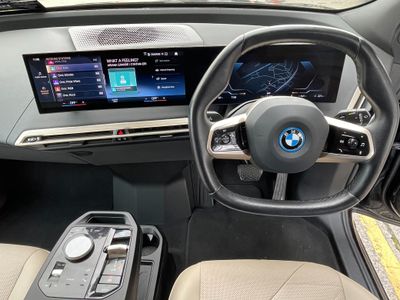 2022 BMW iX