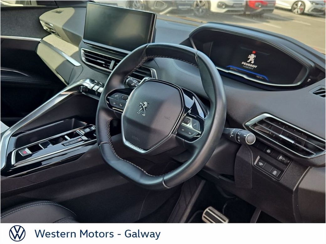 2023 Peugeot 5008
