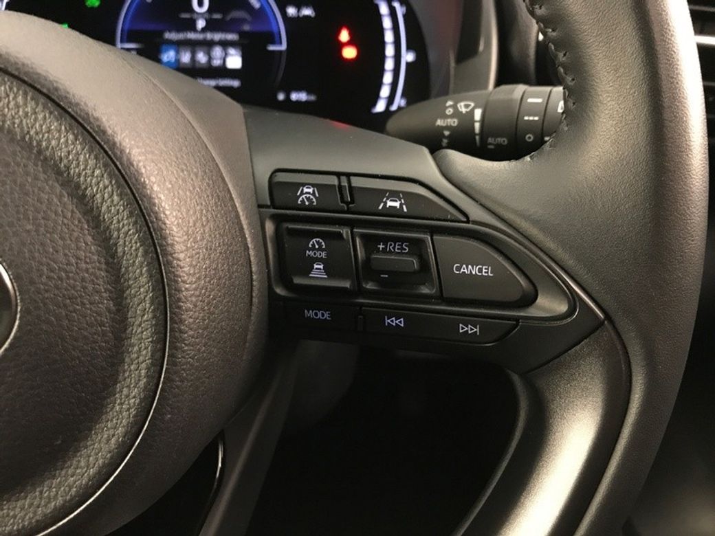 2025 Toyota Yaris Cross