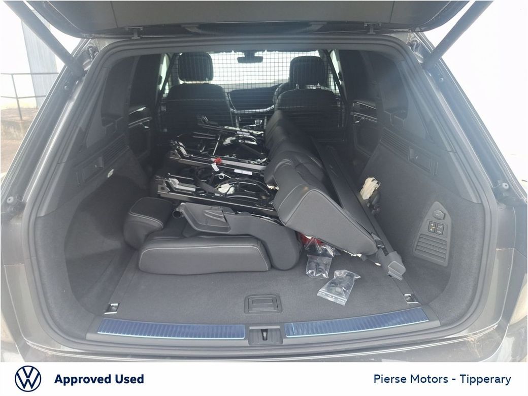 2026 Volkswagen Touareg