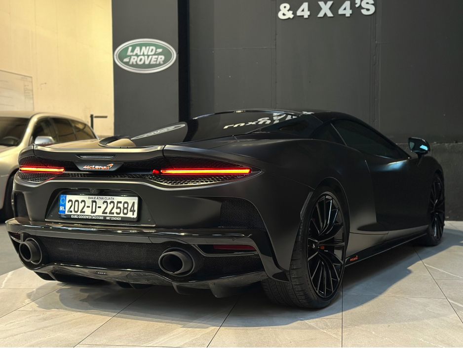2020 McLaren GT
