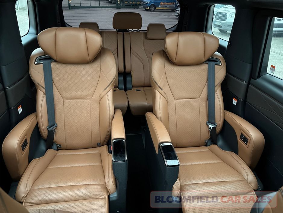 2025 Toyota Alphard